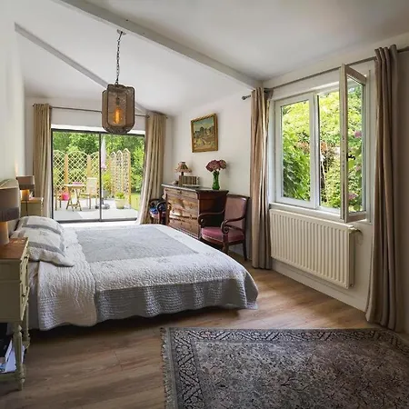 La Maison Dans La Clairiere 2 * Bergerac