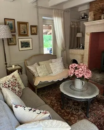 Vakantiehuis La Maison Dans La Clairiere 2